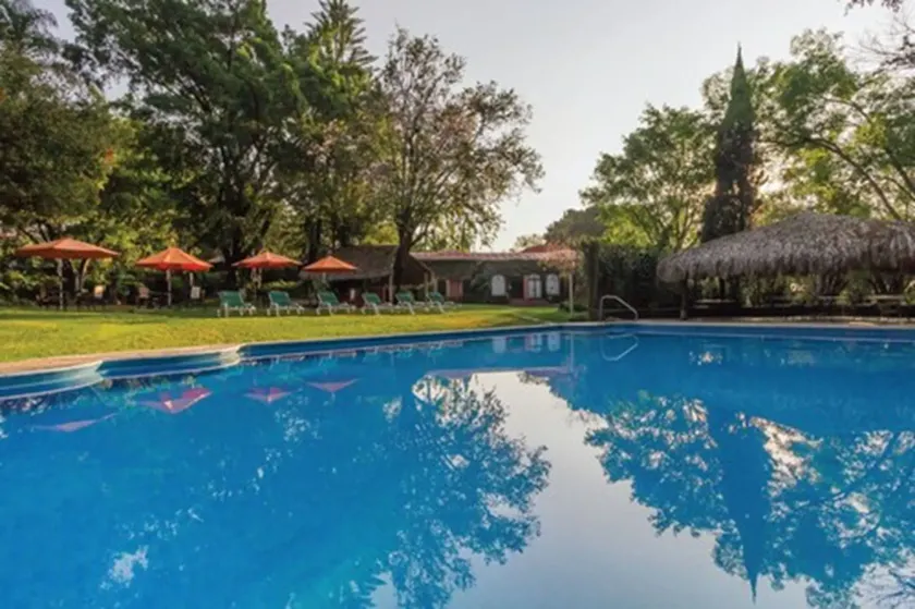 Hotel Racquet Cuernavaca - Image 1