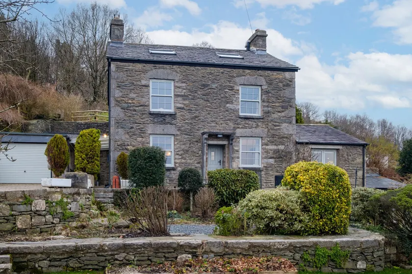 Sunny Brae - Image 1
