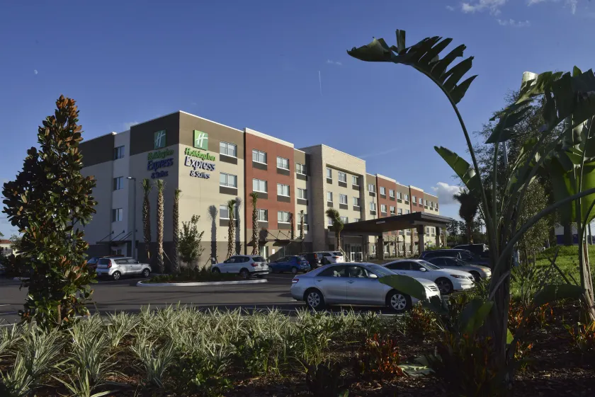 Holiday Inn Express & Suites - Orlando - Southeast by IHG - Image 1