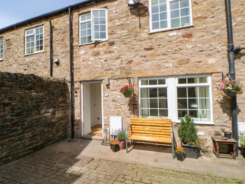 1 The Stables - Image 1