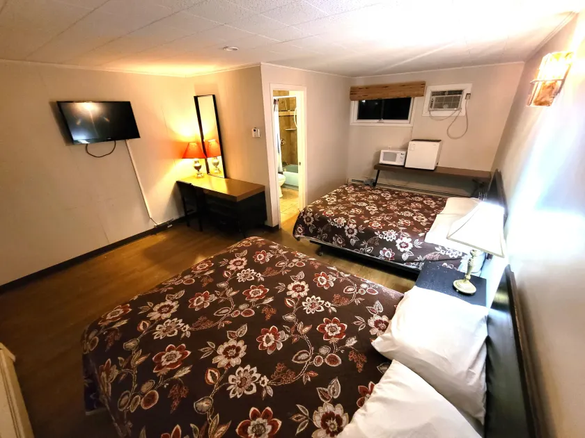 Norman Motel - Image 1