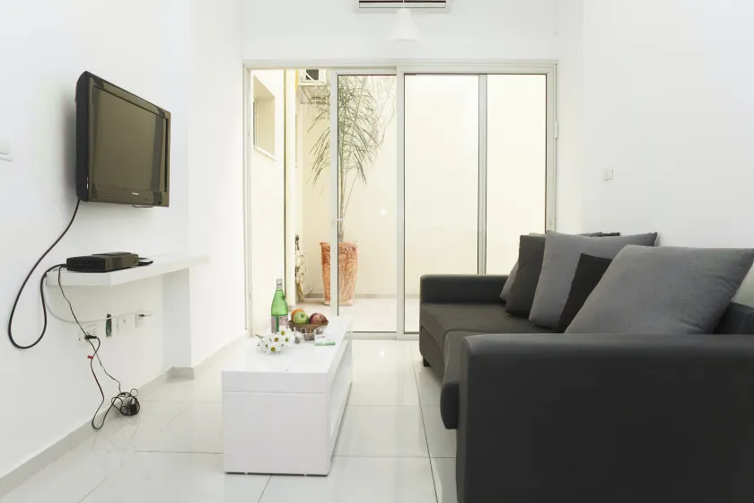 Kerem Hateiminim Apartments - Image 1