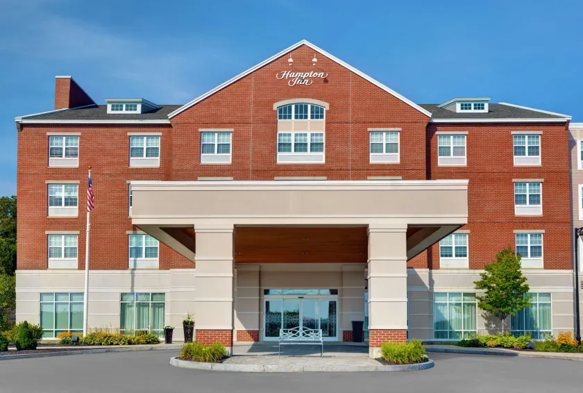 Hampton Inn Bath (Brunswick Area) - Image 1