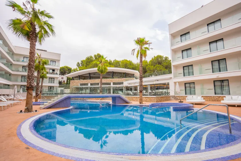 Hotel Morlans Suites - Adults Only - Image 1