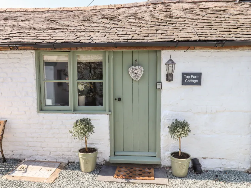Top Farm Cottage - Image 1