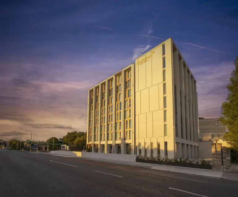 Maldron Hotel Merrion Road - Image 1