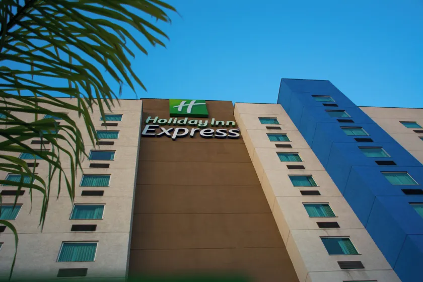 Holiday Inn Express Saltillo Zona Aeropuerto by IHG - Image 1