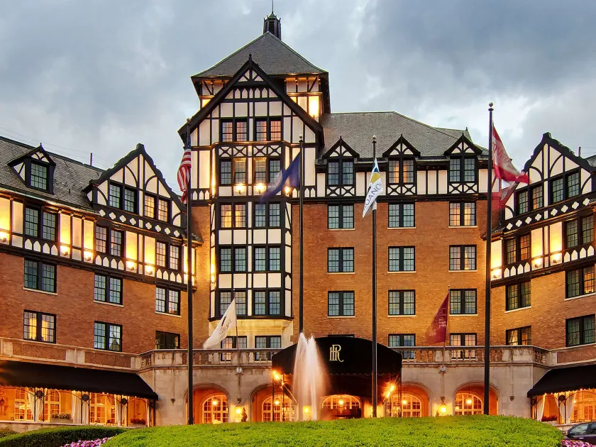 Hotel Roanoke & Conference Ctr, Curio Collection by Hilton  - Image 1