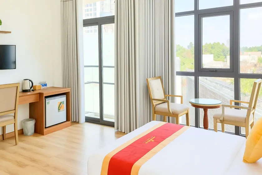 Hotel Anh Đức - Image 1