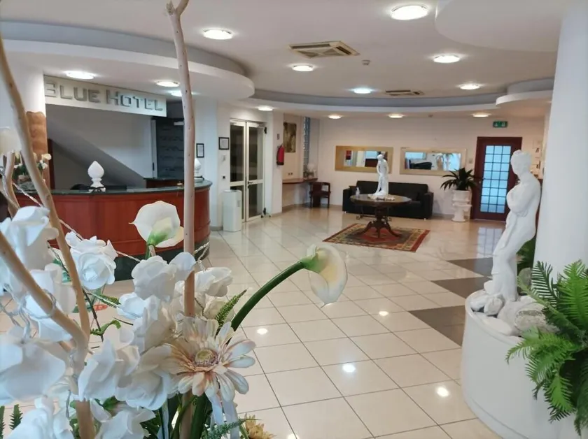 Blue Hotel - Image 1
