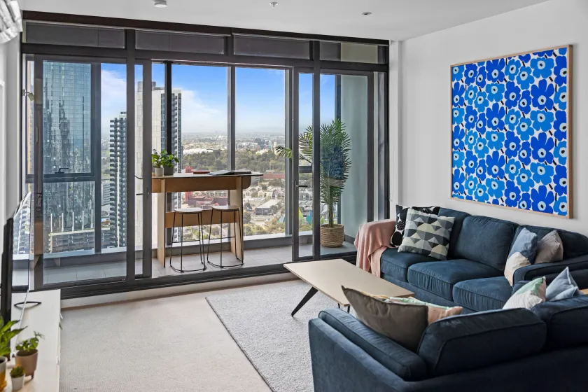 Nook Melbourne Bank Tower Apartments - Image 1