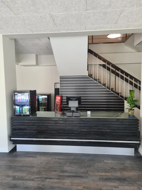 Damm Hotell - Resepsjon