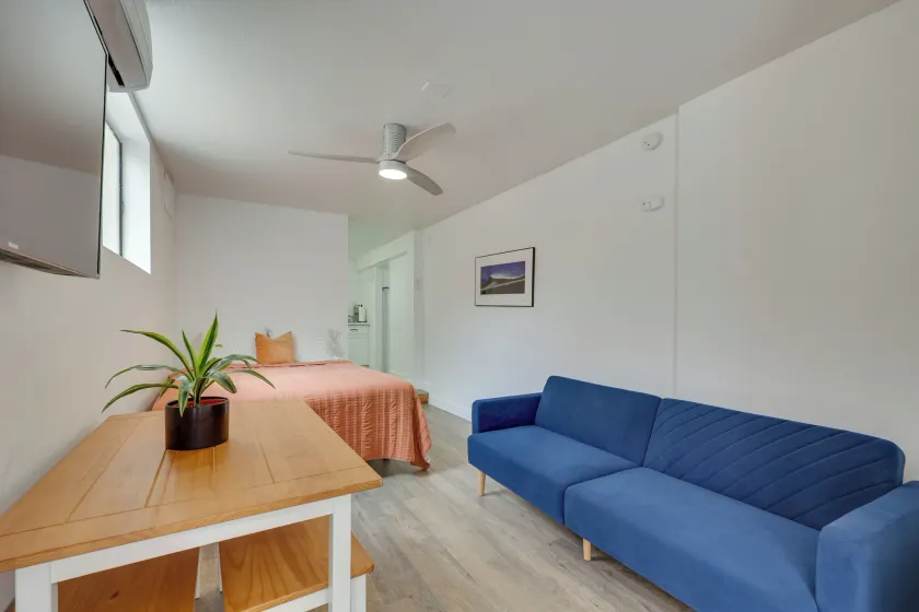 Oxnard Apartment < 1/2 Mi to Beaches! - Image 1