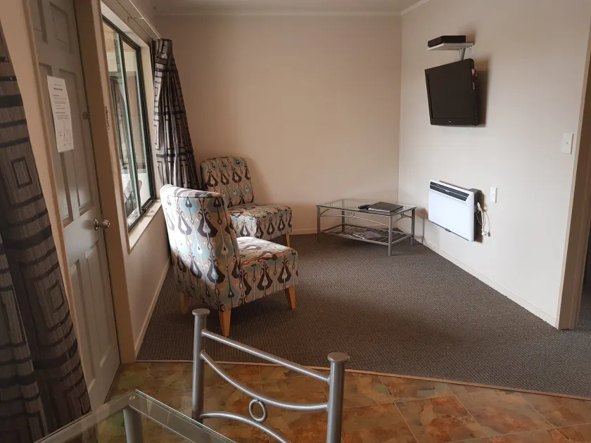 Portmans Motor Lodge - Image 1