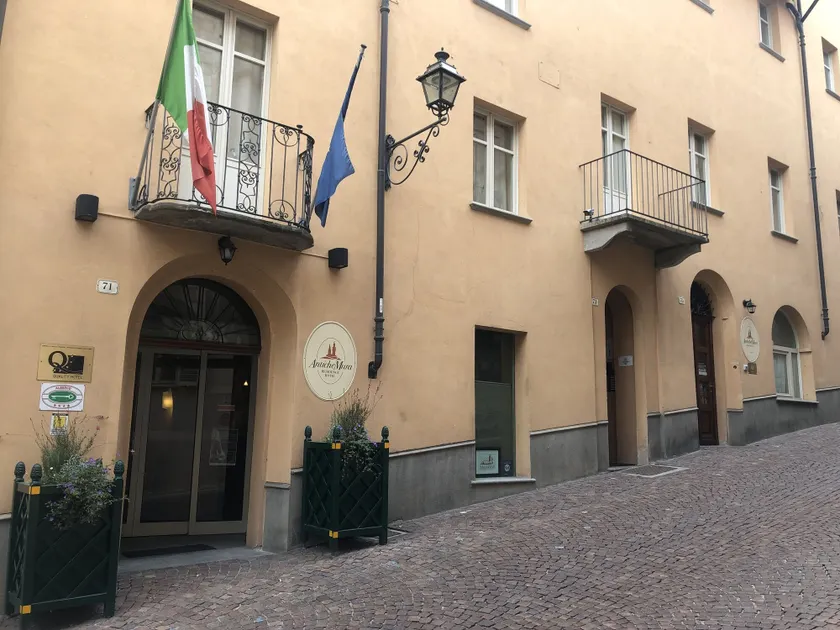 Hotel Boutique Antiche Mura - Image 1