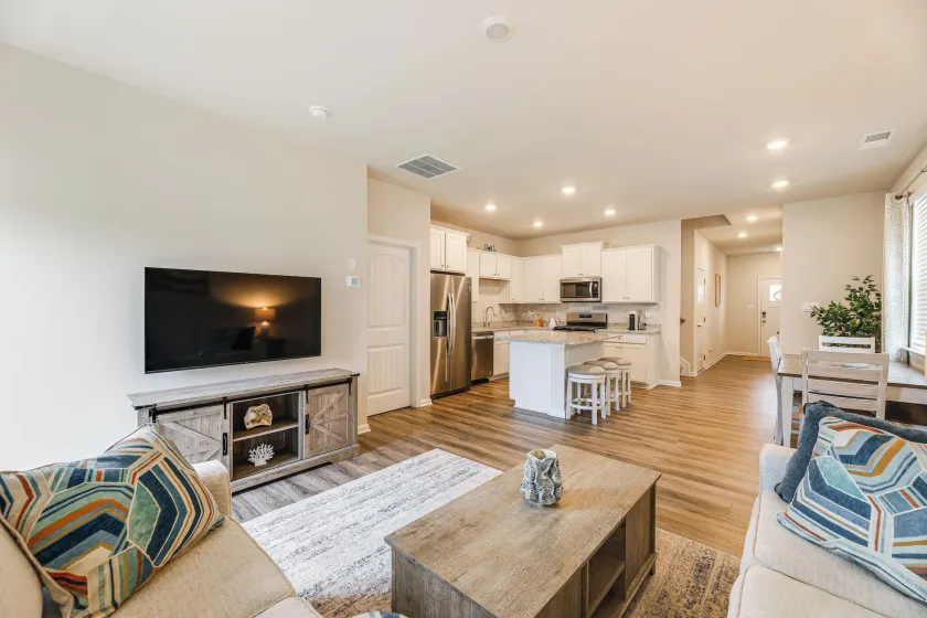 5 Mi to Bethany Beach: Townhome w/ Pool! - Image 1