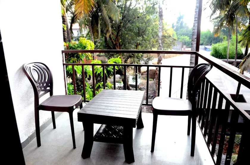 Relax Beach Resort - Image 1