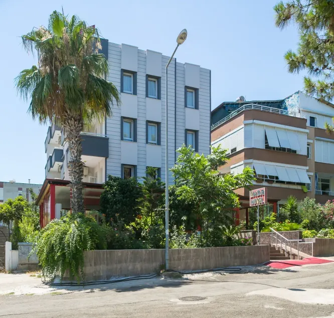 Enda Lara Hotel - Image 1