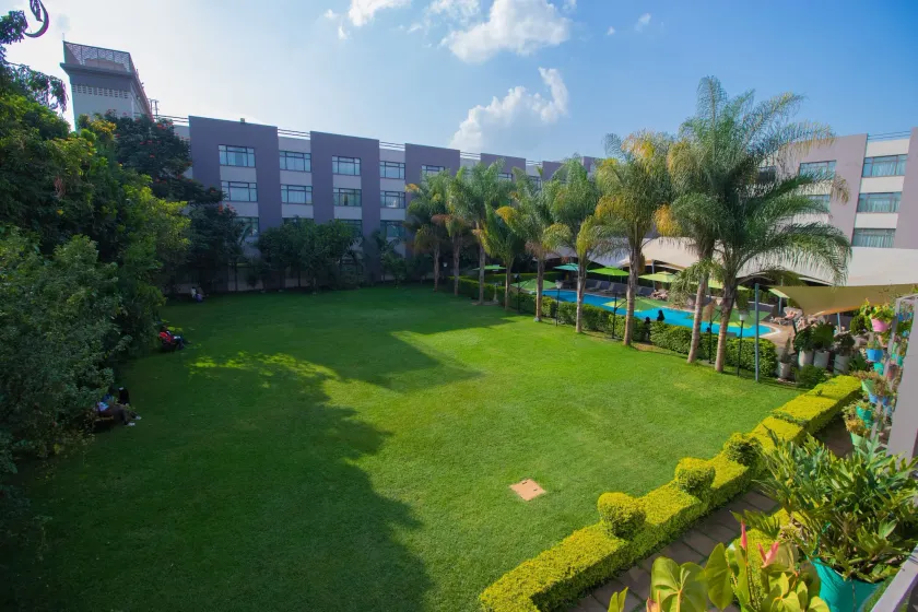 Tamarind Tree Hotel - Image 1