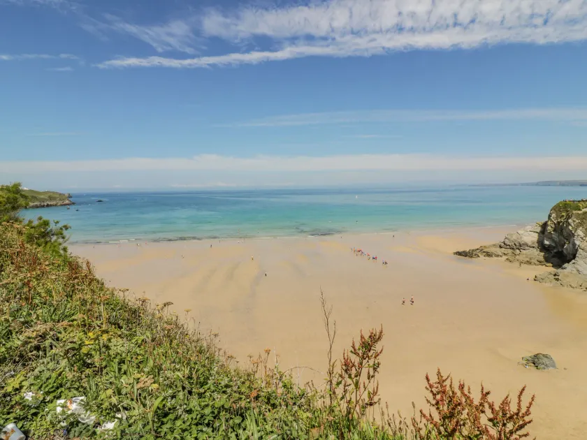 30 Cliff Edge - Image 1