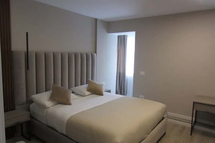Freddy's Hotel - Image 1