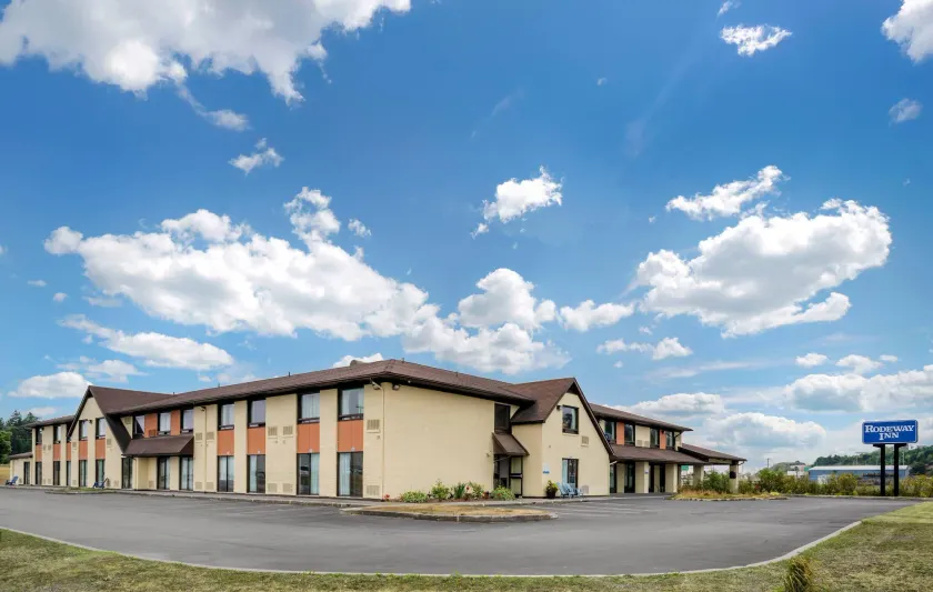 Rodeway Inn Saint John - Image 1