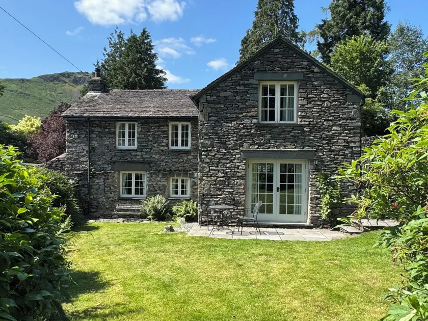 Stone Arthur Cottage - Image 1