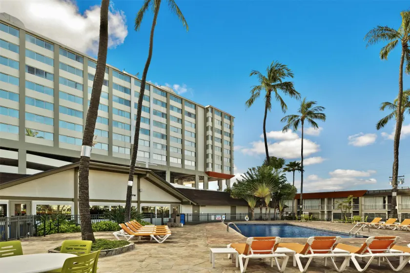 Best Western The Plaza Hotel Honolulu Airport - Free Breakfast - Image 1