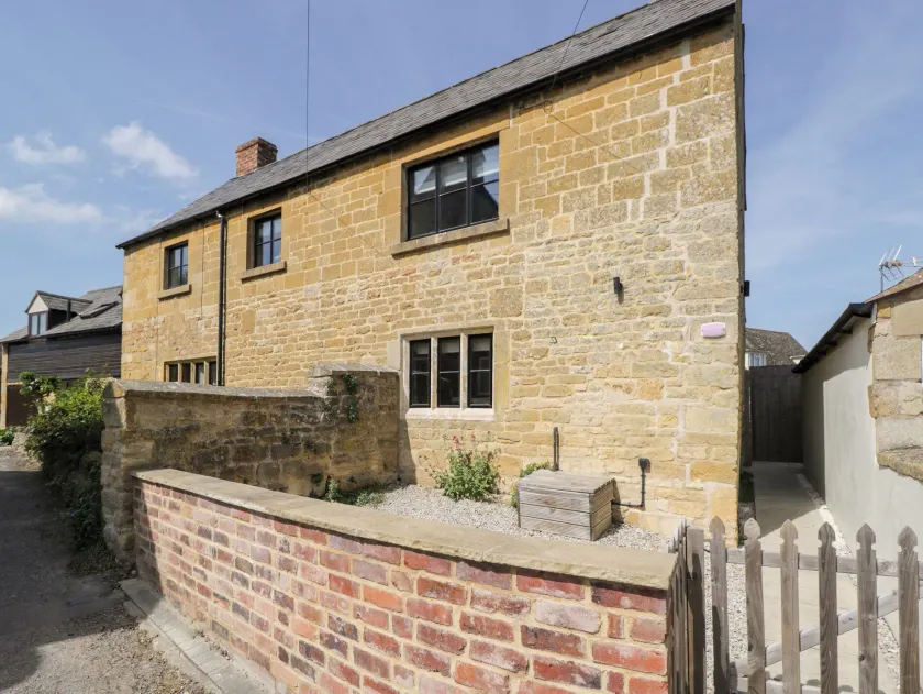 Millbank Cottage - Image 1