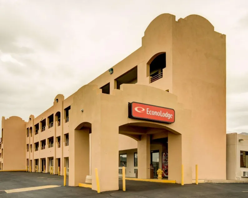 Econo Lodge Albuquerque East - Image 1