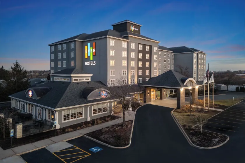 EVEN Hotel Chicago - Tinley Park - Convention Center by IHG - Image 1