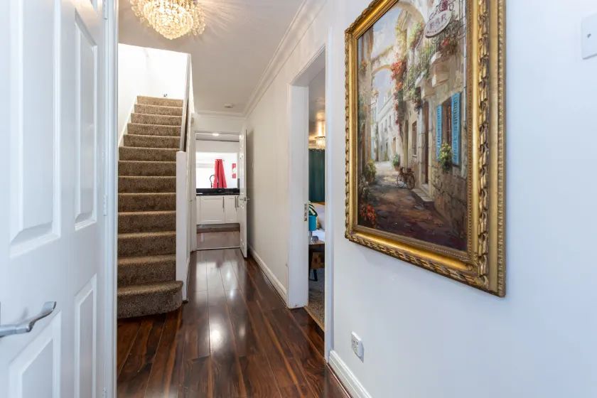 Renfrew House - Image 1