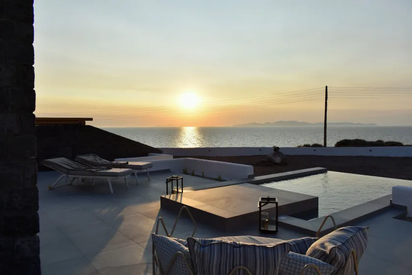 NORTHIA LUXURY VILLAS  - Image 1