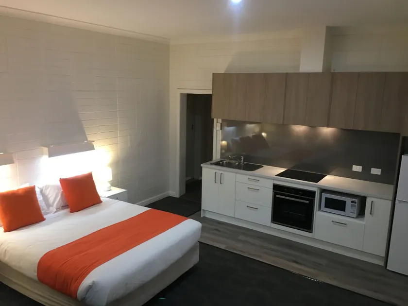 Sturt Motel - Image 1