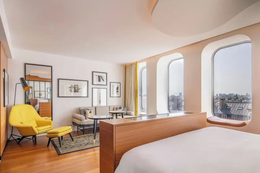 Renaissance Paris République Hotel - Image 1