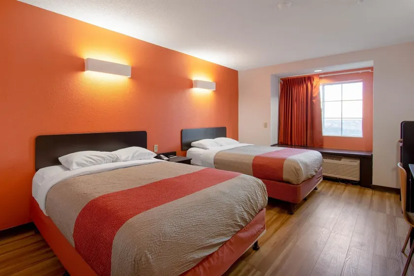 Motel 6-El Paso, TX - Southeast - Image 1