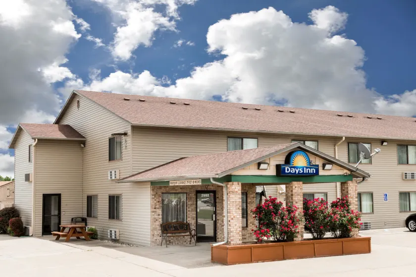 Days Inn by Wyndham Mexico - Image 1