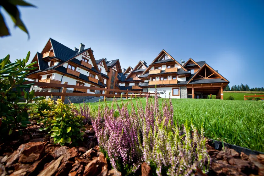 Hotel ZAWRAT Ski Resort & Spa - Image 1