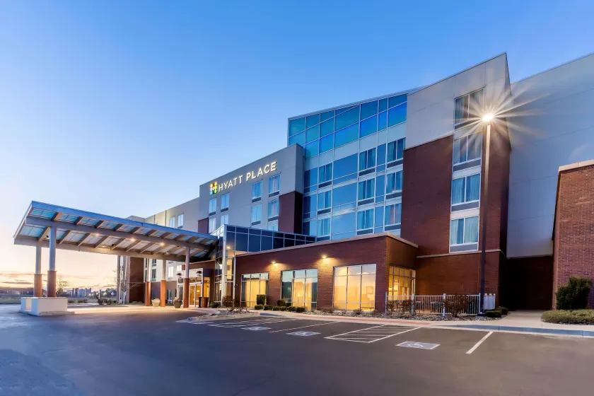 Hyatt Place Salt Lake City Airport - Image 1