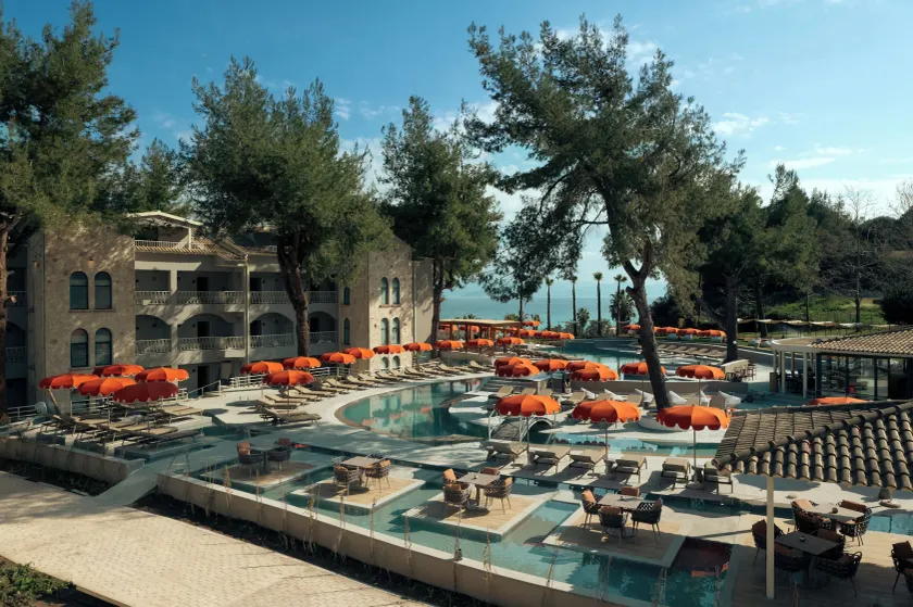 Zeus Eleva Kassandra Lagoon - Image 1