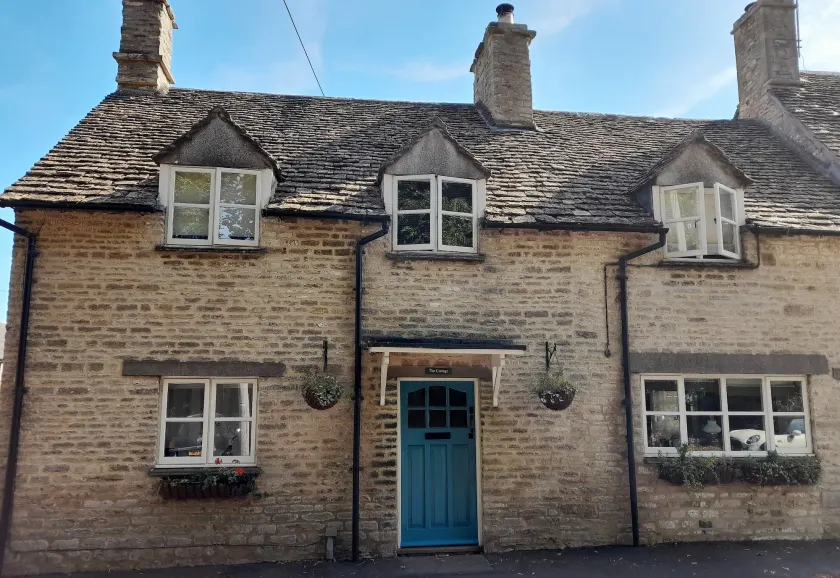 Cotswold Cottage B&B - 5 Minutes Walk to Village Pub - Image 1