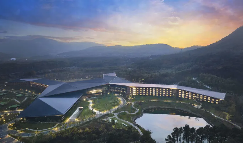 Hilton Nanjing Niushoushan - Image 1