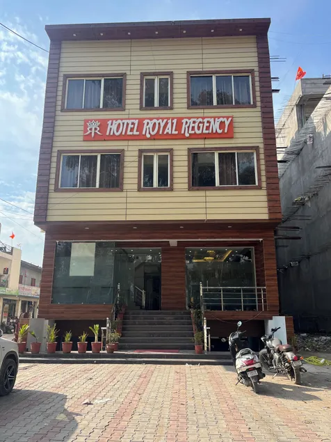Hotel Royal Regency - Image 1