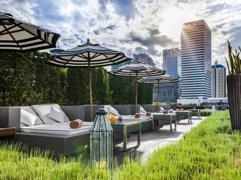 Mövenpick Hotel Sukhumvit 15 Bangkok - Image 1