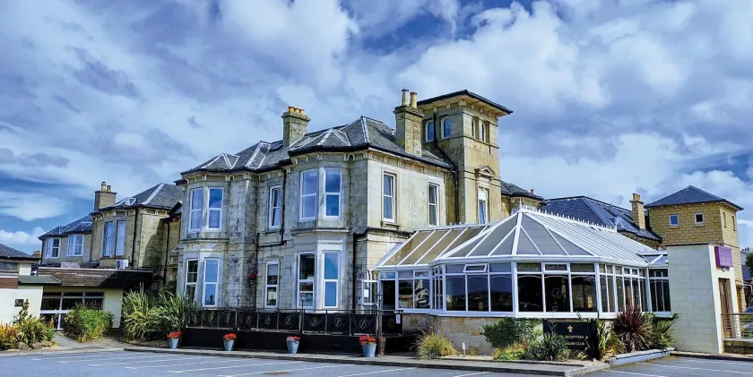 Fairfield House Hotel - Image 1
