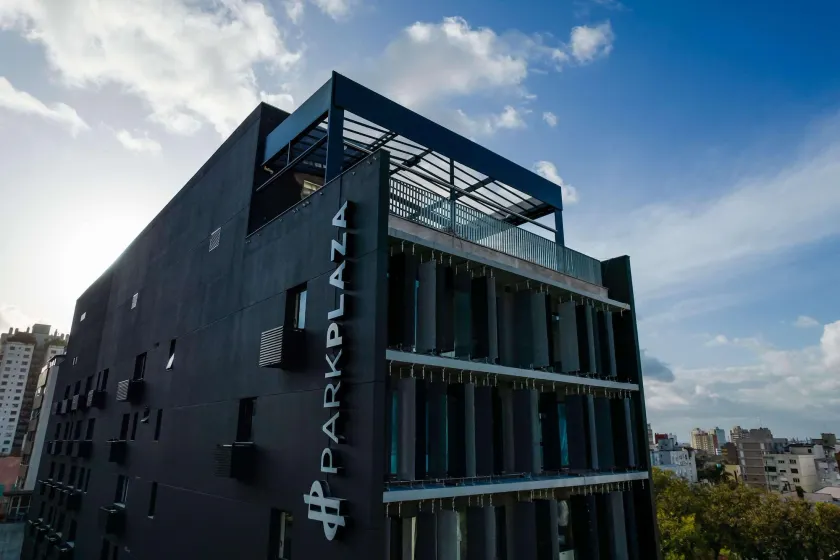Park Plaza Moinhos Porto Alegre - Image 1