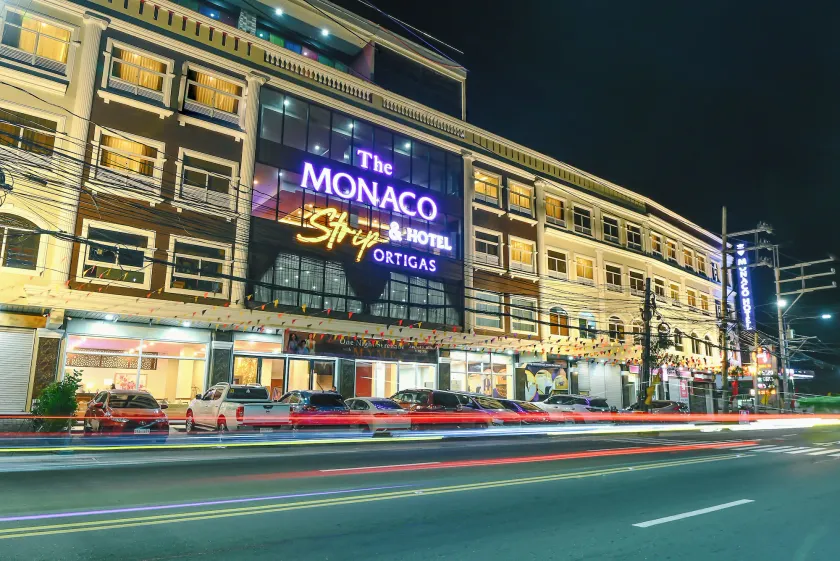 Monaco Hotel - Image 1