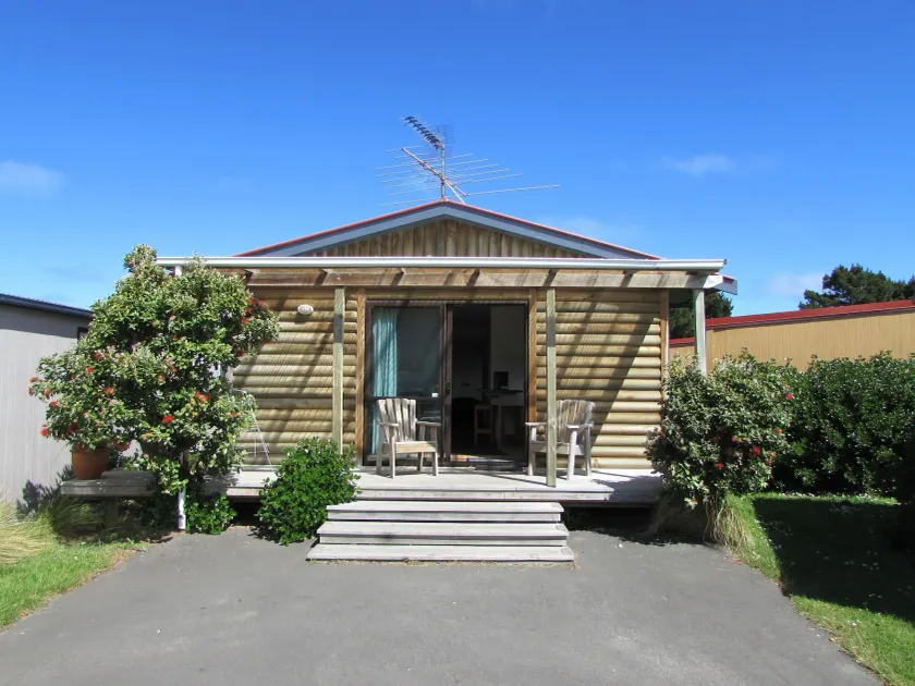 Dunedin Holiday Park - Image 1