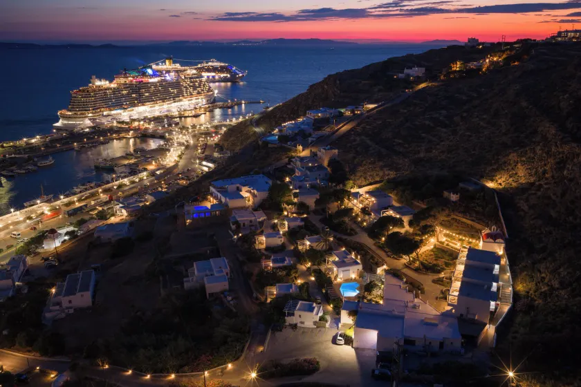 Rhenia Mykonos Hotel & Bungalows - Image 1