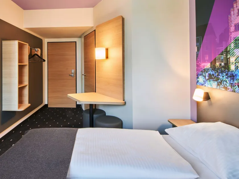 B&B HOTEL Frankfurt-Niederrad - Image 1
